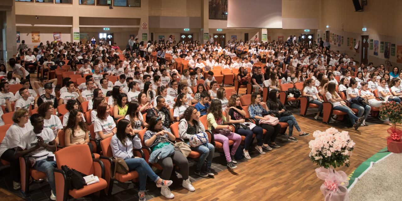 Scuola&Volontariato: 1500 studenti affollano il Centro Congressi della Fiera di Cagliari