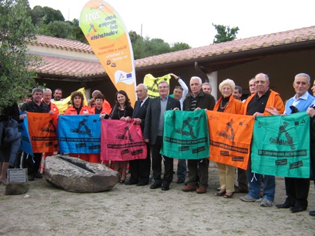 Ales – Semi, fiori, frutti, e nuovi semi per nuovi volontari