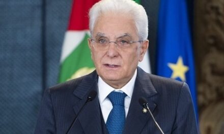 Il Presidente Mattarella ai volontari: “Fate parte dell’Italia migliore”